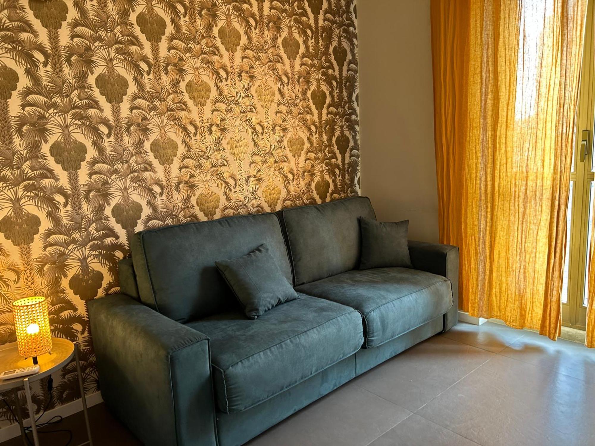 Cavour Urban By Ghor Roma